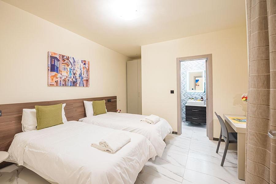 Atlantis Holiday Suites Marsalforn Екстериор снимка